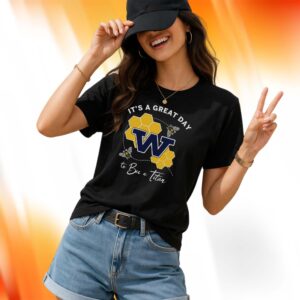 It’s A Great Day To Bee A Titan Shirt